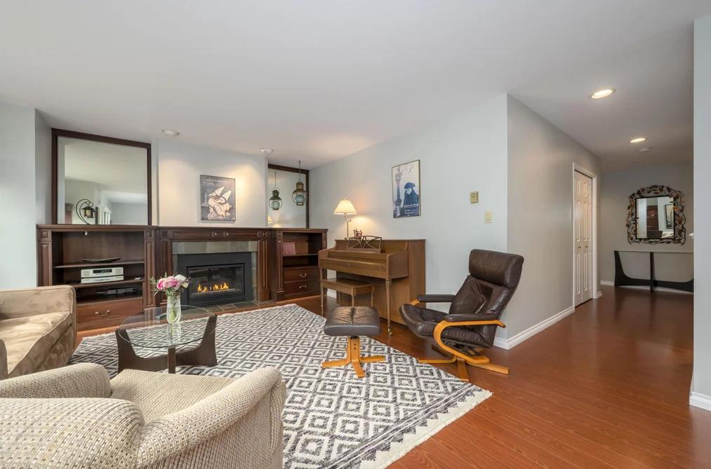 12 - 229 E 8th Street, North Vancouver, BC - MLS: R3179525 - Photo 4 12 - 229 E 8th Street, North Vancouver, BC - MLS: R3179525 - Photo 4
