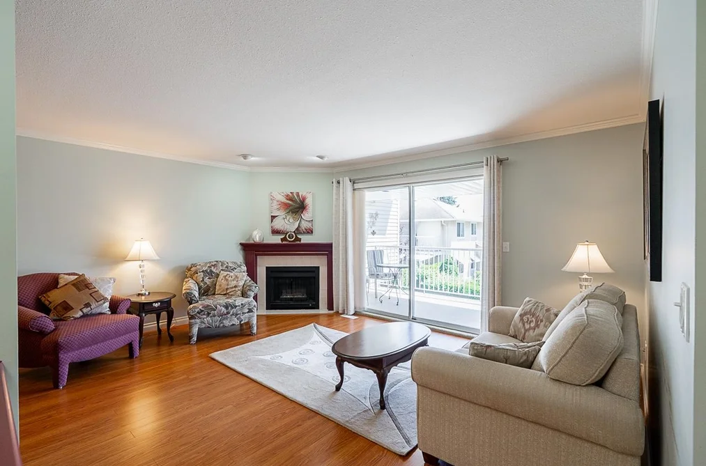 12 32615 MURRAY AVENUE, Abbotsford BC V2T 4T8, Abbotsford BC — Residential for Sale — Photo 2 of 24