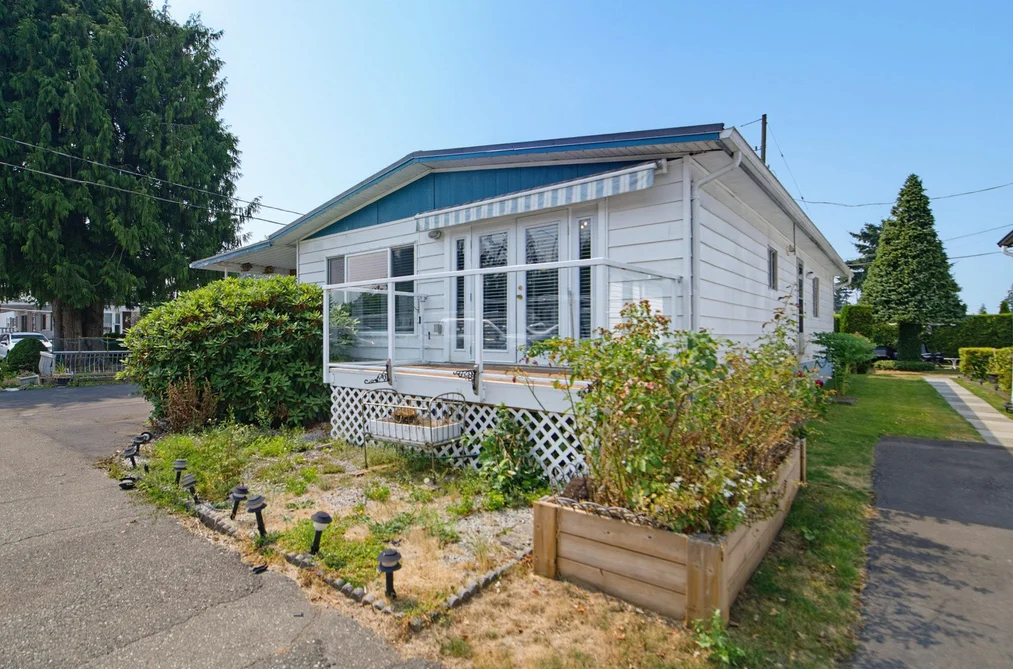 Manufactured Home for sale at 12 4426 232 Street Langley British Columbia - MLS: R3157197
