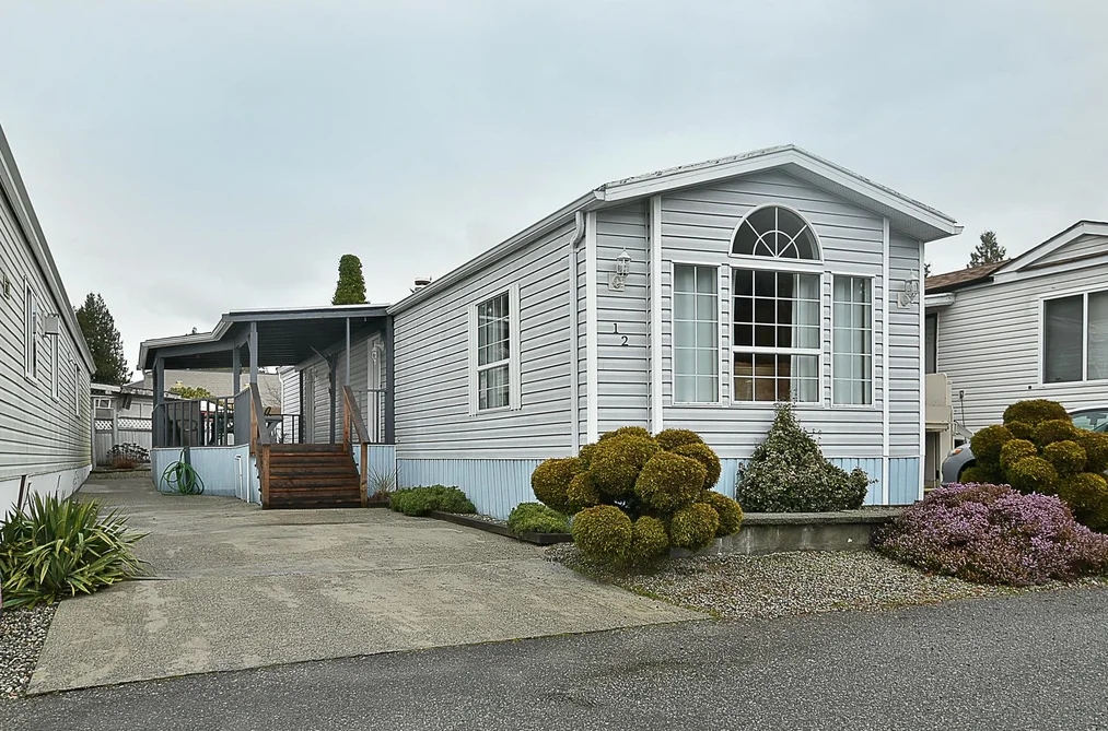 Manufactured Home for sale at 12 5575 Mason Road Sechelt British Columbia - MLS: R3112700