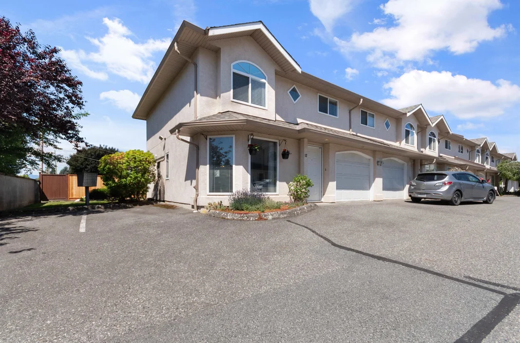 Townhouse for sale at 12 9486 Woodbine Street Chilliwack British Columbia - MLS: R3132527