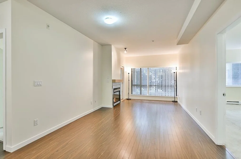 Condo for sale at 120 10866 City Parkway Surrey British Columbia - MLS: R2987081