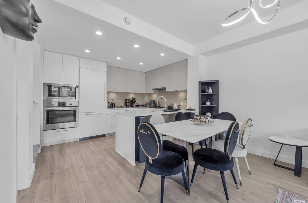 120 2035 GLENAIRE DRIVE, North Vancouver BC V7P 1Y2, North Vancouver BC — Residential for Sale — Photo 8 of 38