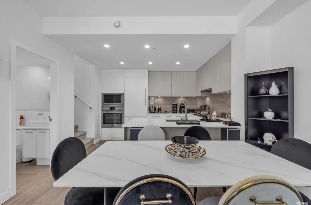 120 2035 GLENAIRE DRIVE, North Vancouver BC V7P 1Y2, North Vancouver BC — Residential for Sale — Photo 9 of 38