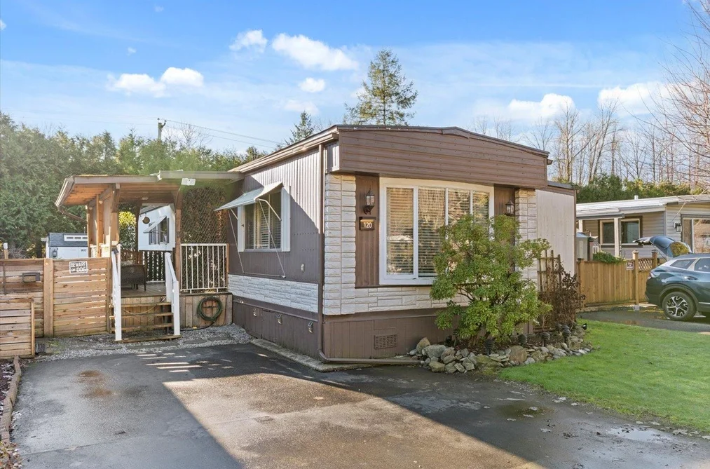 120 46511 CHILLIWACK LAKE ROAD, Sardis - Chwk River Valley BC V2R 3S4, Sardis - Chwk River Valley BC — Residential for Sale - Photo 2