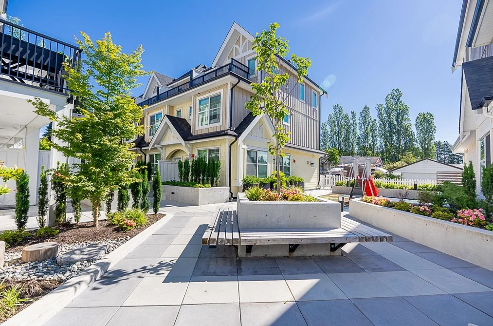 120 707 ROBINSON STREET, Coquitlam BC V3J 0M9, Coquitlam BC — Residential for Sale - Photo 2