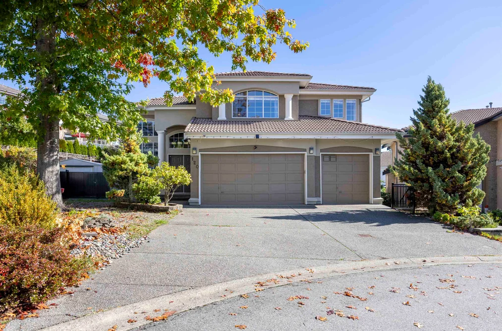 120 Cedarwood Dr, Port Moody, BC - MLS: R3172173