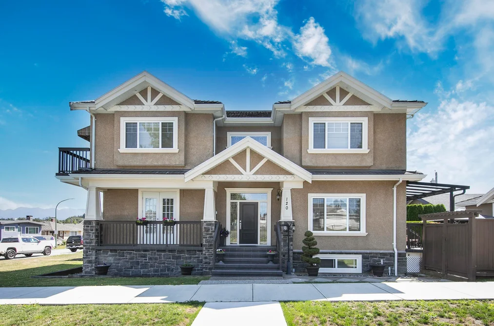 House for sale at 120 Rosser Avenue Burnaby British Columbia - MLS: R3163825