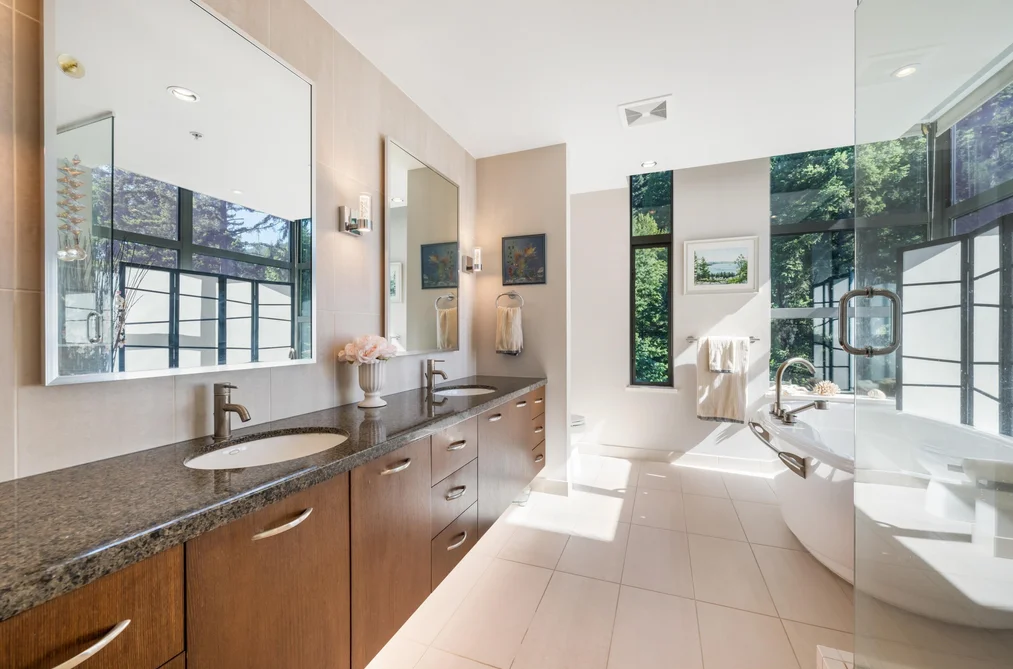 1201 3355 CYPRESS PLACE, West Vancouver, BC — Residential for Sale — Photo 25 of 37