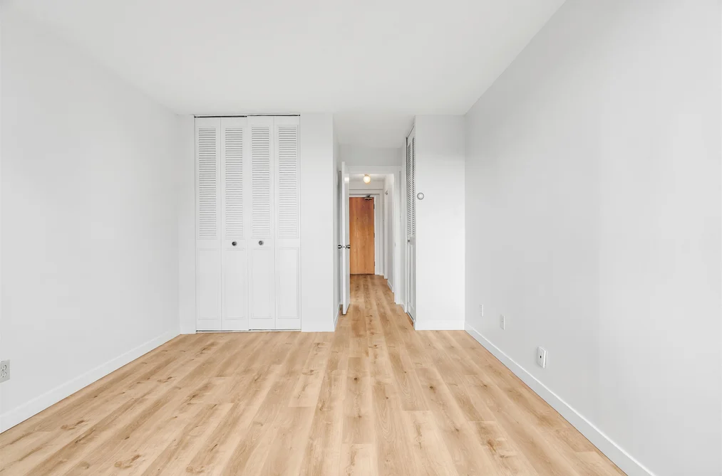 1201 4160 SARDIS STREET, Burnaby, BC — Residential for Sale — Photo 13 of 26
