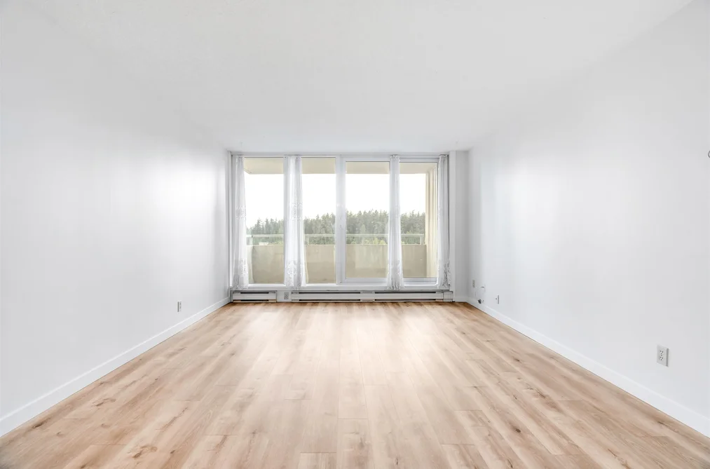 1201 4160 SARDIS STREET, Burnaby, BC — Residential for Sale - Photo 2