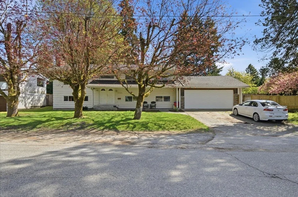 House for sale at 12014 208 Street Maple Ridge British Columbia - MLS: R3125414