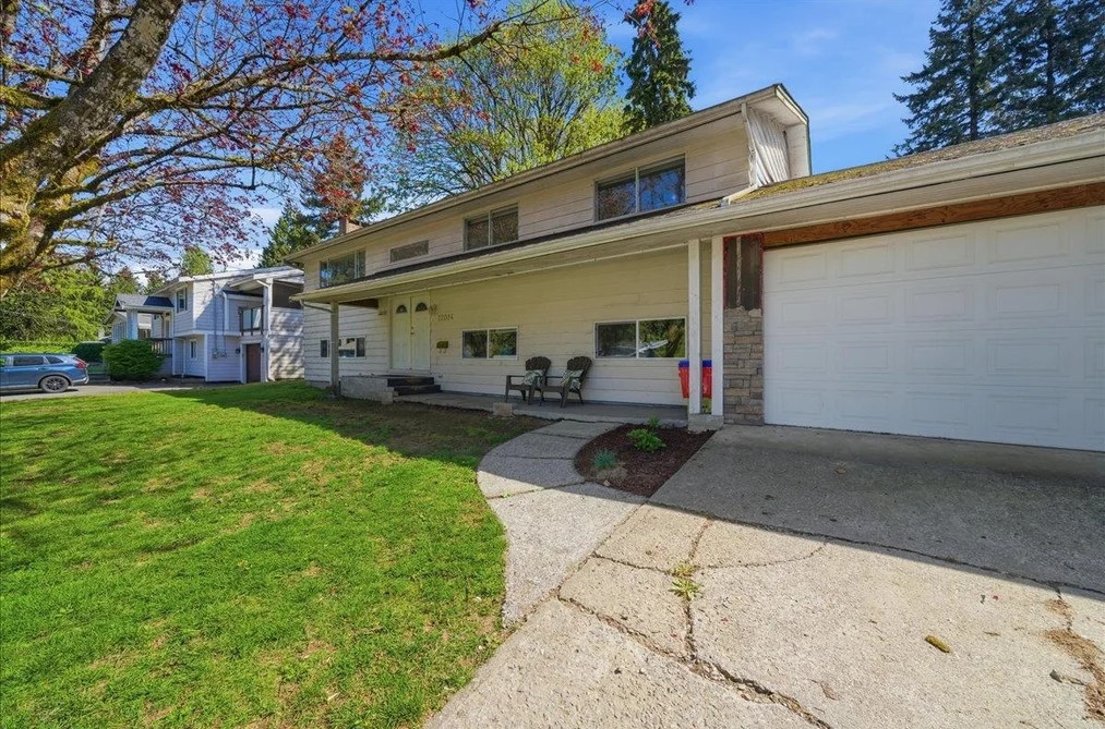 12014 208 STREET, Maple Ridge BC V2X 4W8, Maple Ridge BC — Residential for Sale - Photo 2
