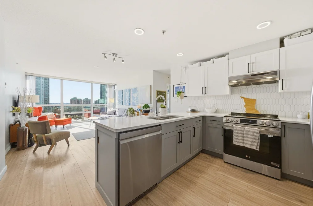 Condo for sale at 1202 14 Begbie Street New Westminster British Columbia - MLS: R3122866