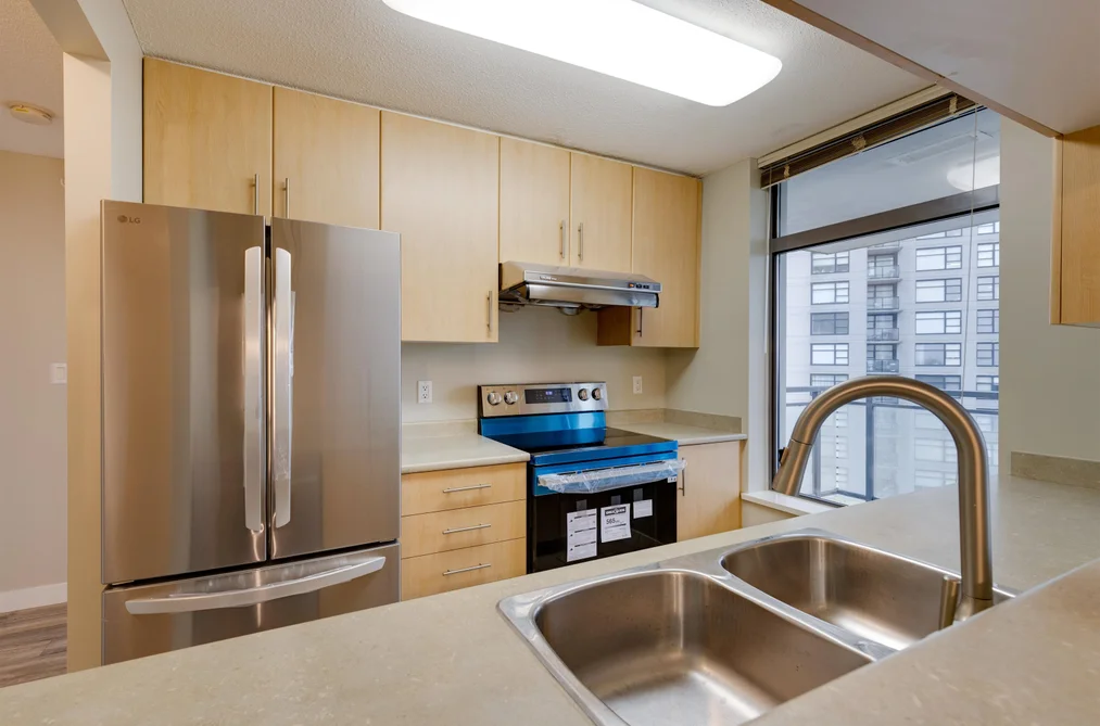 1202 3660 VANNESS AVENUE, Vancouver BC V5R 6H8, Vancouver BC — Residential for Sale - Photo 4