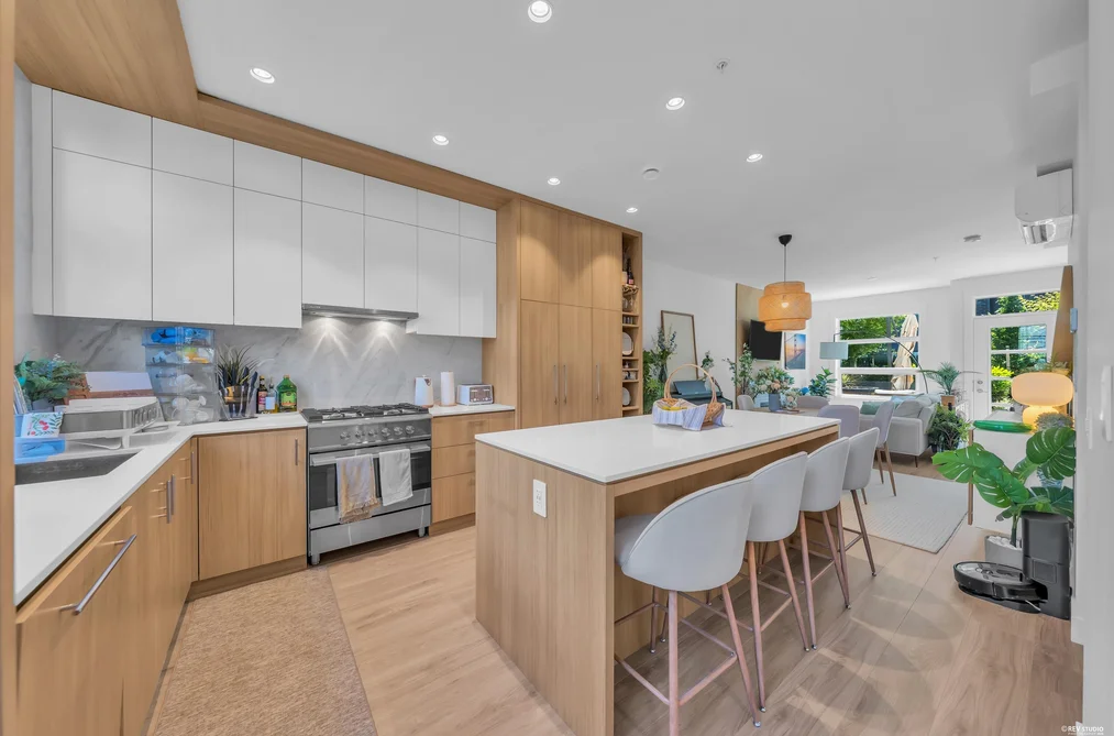 1202 6085 IRMIN STREET, Burnaby BC V5J 5C5, Burnaby BC — Residential for Sale — Photo 14 of 40