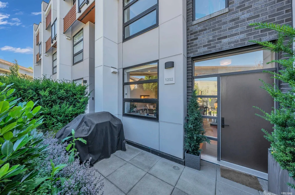 1202 6085 IRMIN STREET, Burnaby BC V5J 5C5, Burnaby BC — Residential for Sale — Photo 35 of 40