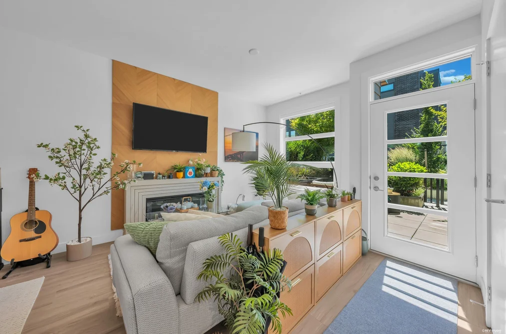 1202 6085 IRMIN STREET, Burnaby BC V5J 5C5, Burnaby BC — Residential for Sale — Photo 7 of 40