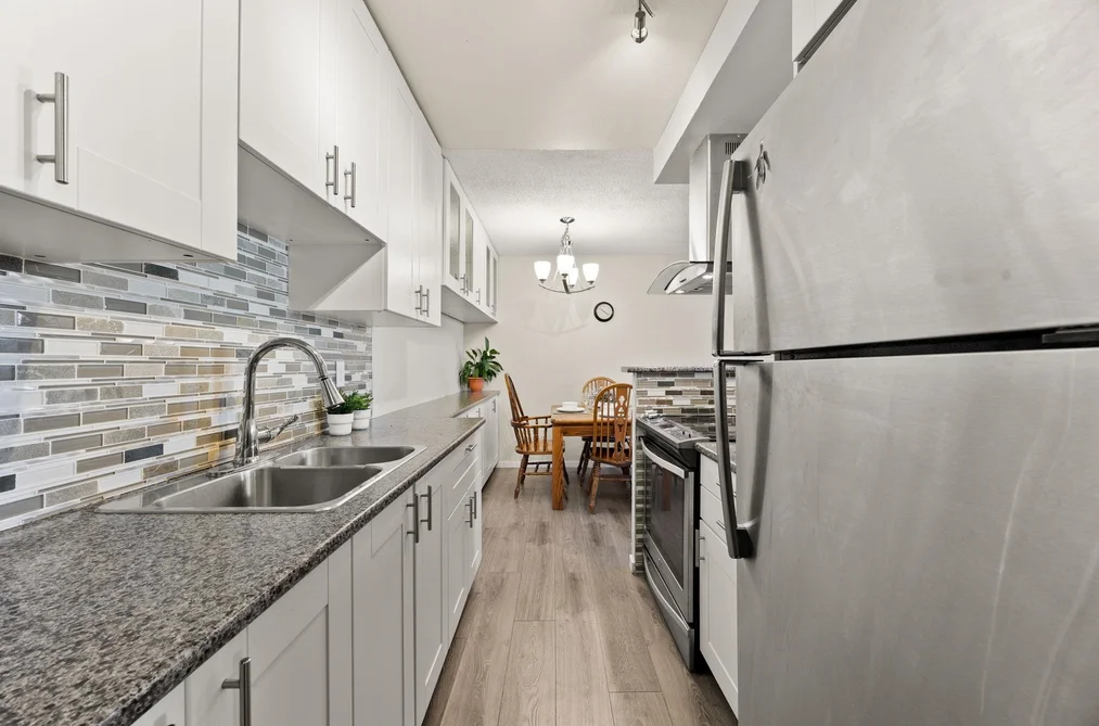 1202 6759 WILLINGDON AVENUE, Burnaby BC V5H 3Y9, Burnaby BC — Residential for Sale - Photo 4
