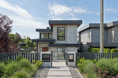 1202 Duchess Ave, West Vancouver, BC - MLS: R3148822