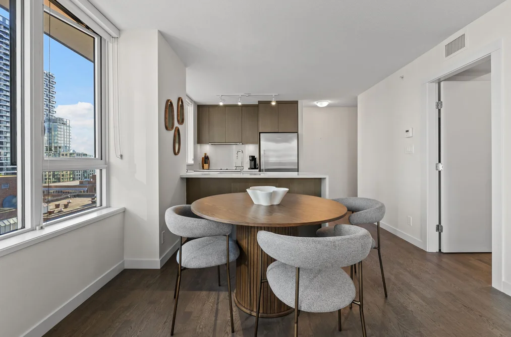 1203-1009 Harwood Street, Vancouver, BC - Condo for Sale - Photo 14 of 40 1203-1009 Harwood Street, Vancouver, BC - Condo for Sale - Photo 14 of 40