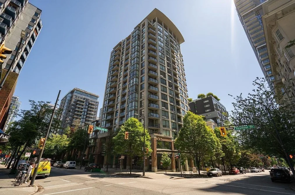 Condo for sale at 1203 1082 Seymour Street Vancouver British Columbia - MLS: R3072912