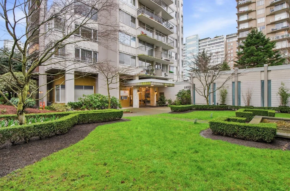 Condo for sale at 1203 1850 Comox Street Vancouver British Columbia - MLS: R3101557