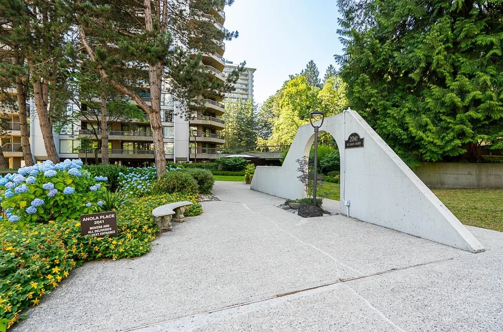 1203 2041 BELLWOOD AVENUE, Burnaby BC V5B 4V5, Burnaby BC — Residential for Sale — Photo 3 of 39