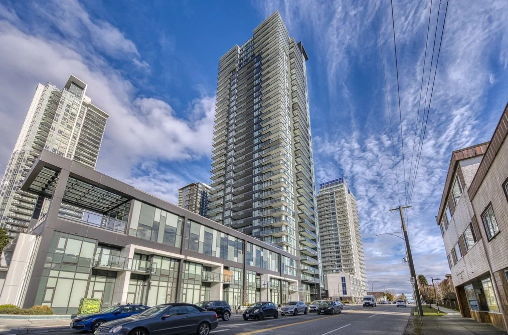 Condo for sale at 1203 6699 Dunblane Avenue Burnaby British Columbia - MLS: R3143112