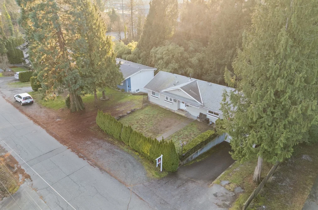 12037 208 STREET, Maple Ridge BC V2X 4W9, Maple Ridge BC — Residential for Sale - Photo 4