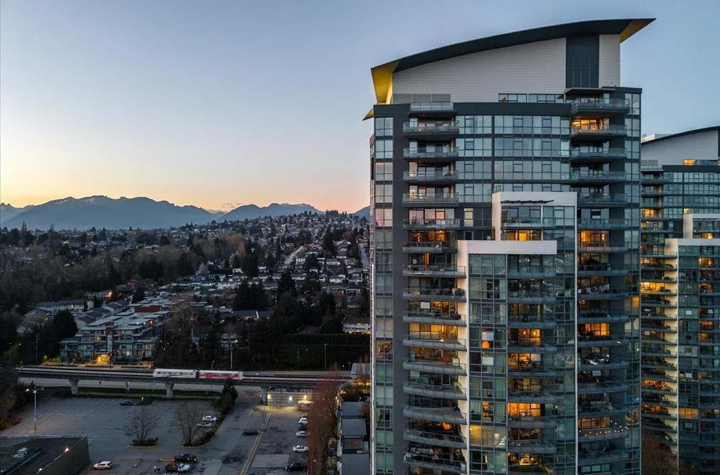 Condo for sale at 1204 5611 Goring Street Burnaby British Columbia - MLS: R3118448