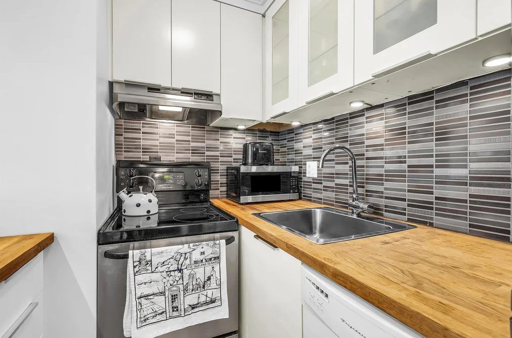 Condo for sale at 1205 1250 Burnaby Street Vancouver British Columbia - MLS: R3118417