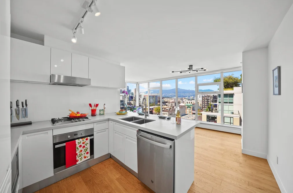 1205 188 KEEFER STREET, Vancouver BC V6A 0E3, Vancouver BC — Residential for Sale - Photo 5