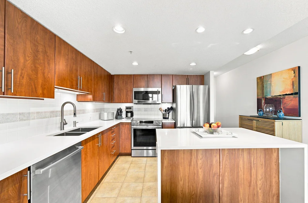 1205 615 HAMILTON STREET, New Westminster, BC — Residential for Sale — Photo 10 of 38