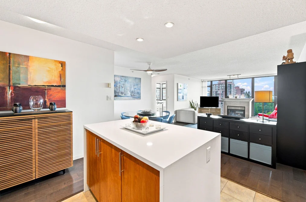 1205 615 HAMILTON STREET, New Westminster, BC — Residential for Sale — Photo 11 of 38