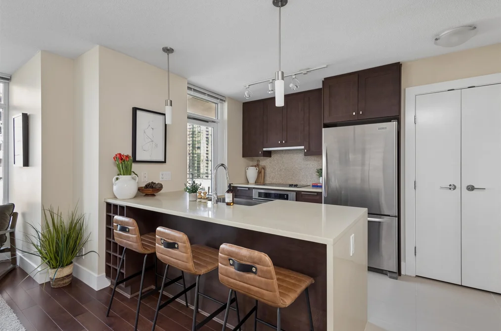 1205 888 HOMER STREET, Vancouver BC V6B 0H7, Vancouver BC — Residential for Sale - Photo 2