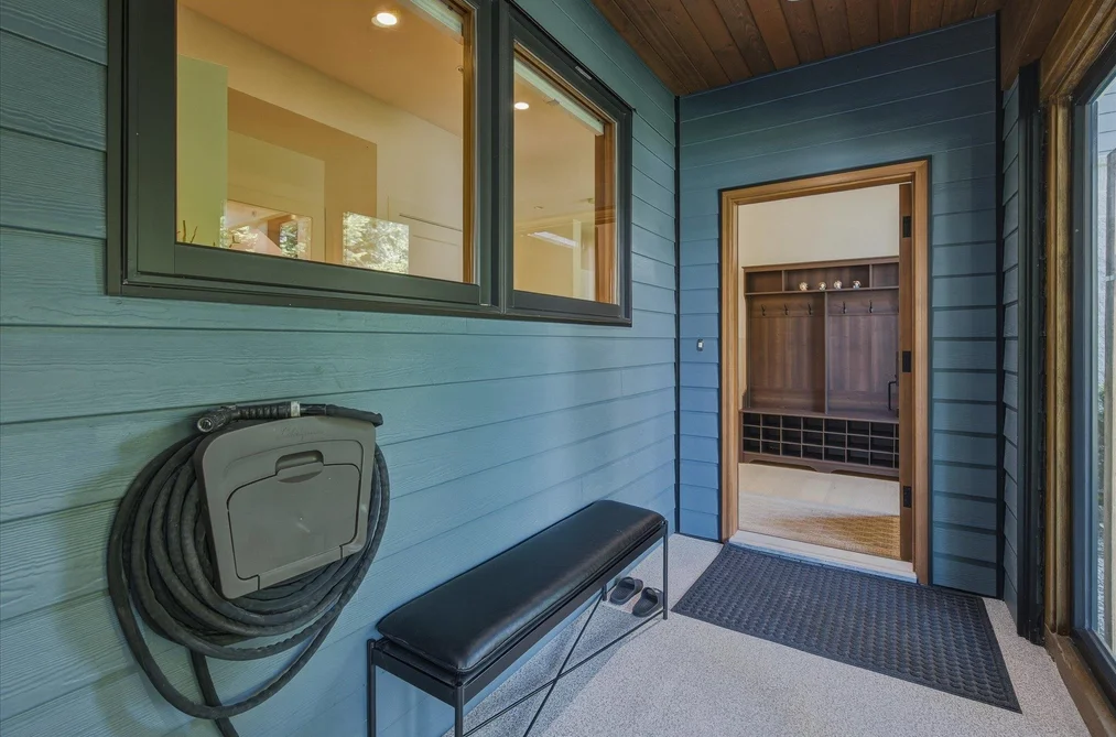 1205 MOUNT FEE ROAD, Whistler BC V8E 0A4, Whistler BC — Residential for Sale - Photo 2