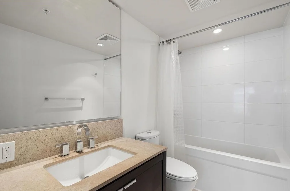 1208 1320 CHESTERFIELD AVENUE, North Vancouver, BC — Residential for Sale — Photo 11 of 25