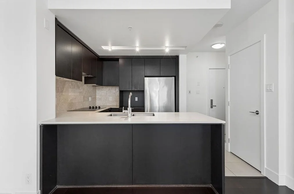 1208 1320 CHESTERFIELD AVENUE, North Vancouver, BC — Residential for Sale — Photo 4 of 25