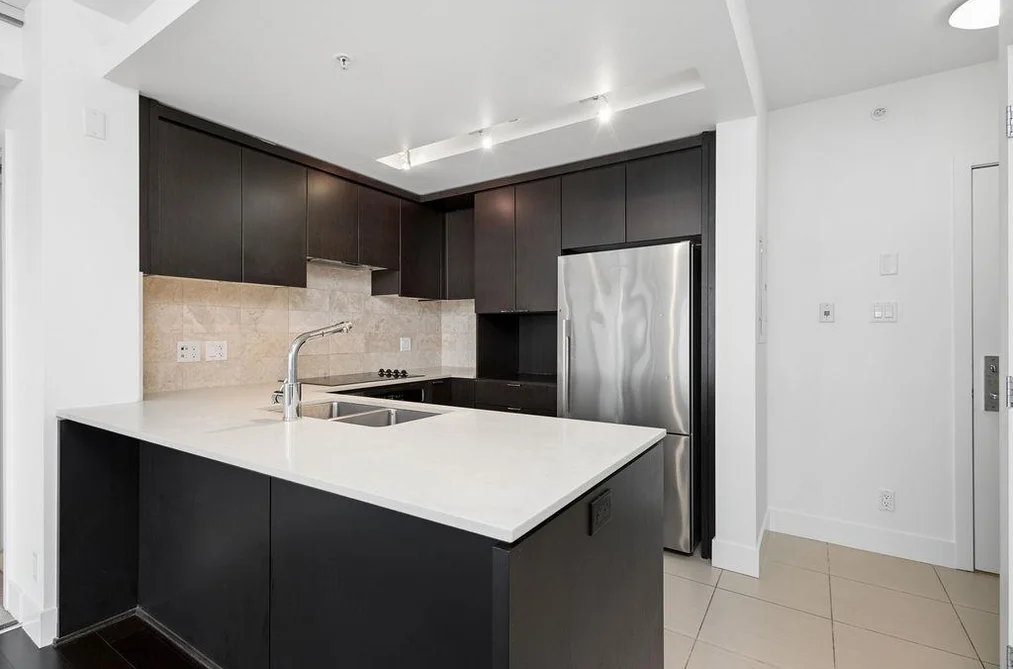 1208 1320 CHESTERFIELD AVENUE, North Vancouver, BC — Residential for Sale — Photo 5 of 25