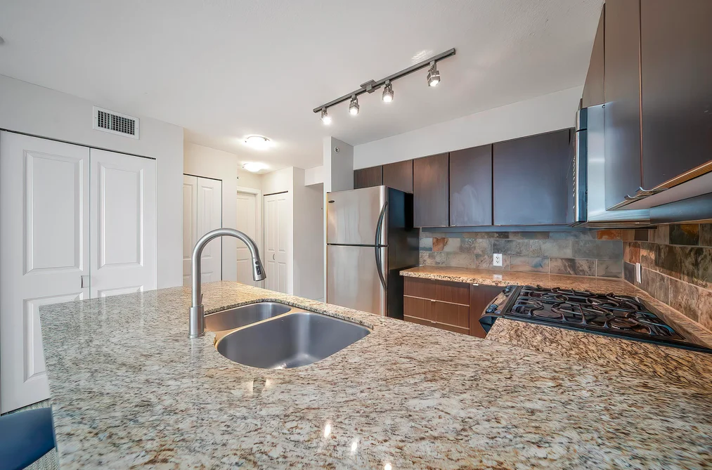 1208 6068 NO. 3 ROAD, Richmond BC V6Y 4M7, Richmond BC — Residential for Sale - Photo 4