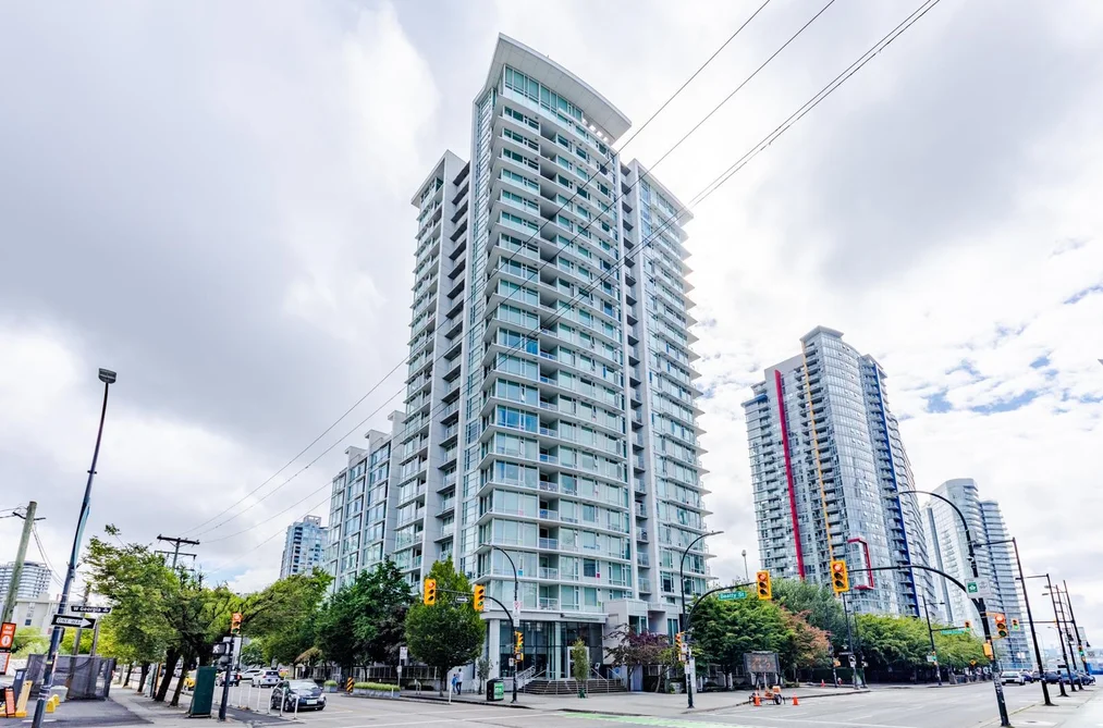 Condo for sale at 1209 161 W Georgia Street Vancouver British Columbia - MLS: R3147089