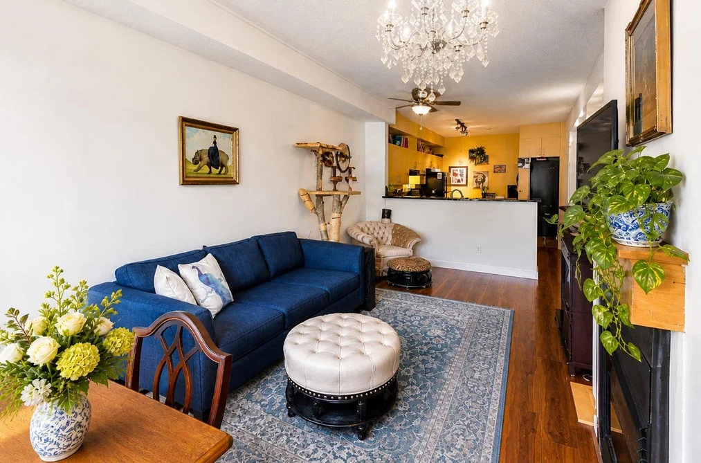 Condo for sale at 121 10866 City Parkway Surrey British Columbia - MLS: R3119856