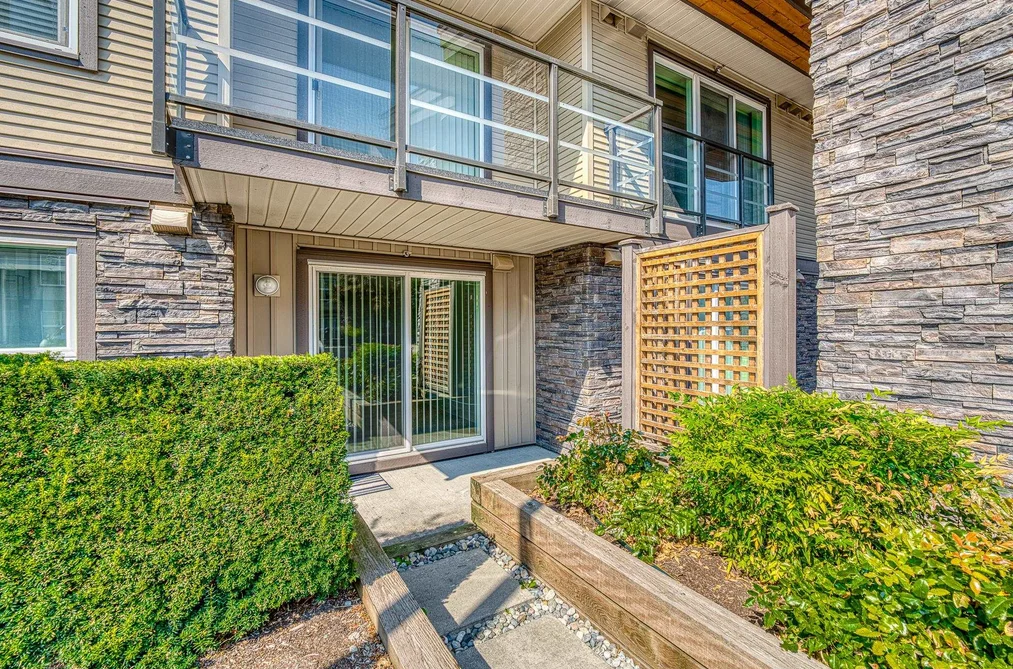 121 30515 CARDINAL AVENUE, Abbotsford BC V2T 0A8, Abbotsford BC — Residential for Sale - Photo 2