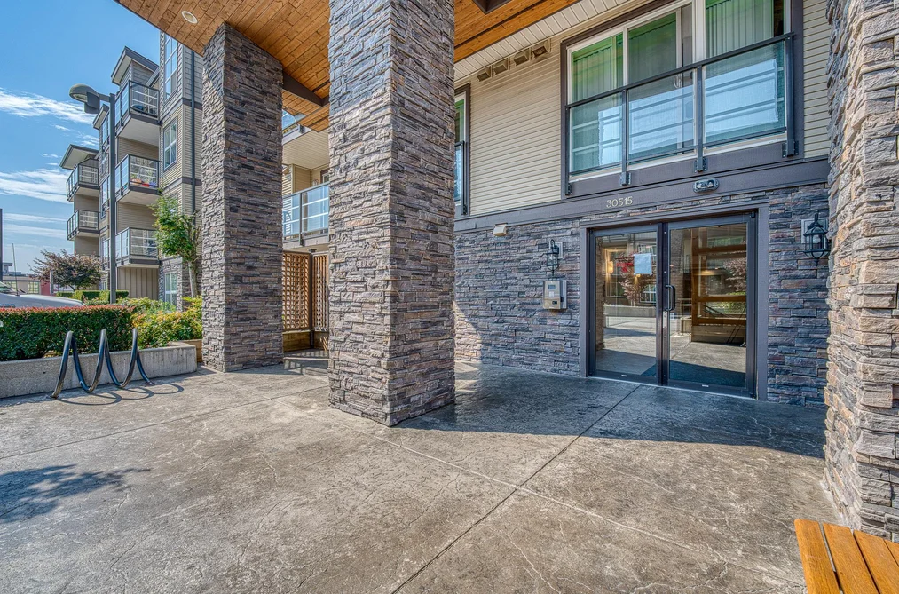 121 30515 CARDINAL AVENUE, Abbotsford BC V2T 0A8, Abbotsford BC — Residential for Sale - Photo 3