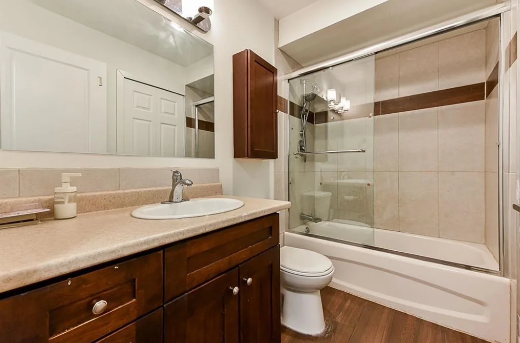 121 7468 138 STREET, Surrey BC V3W 6G4, Surrey BC — Residential for Sale - Photo 2