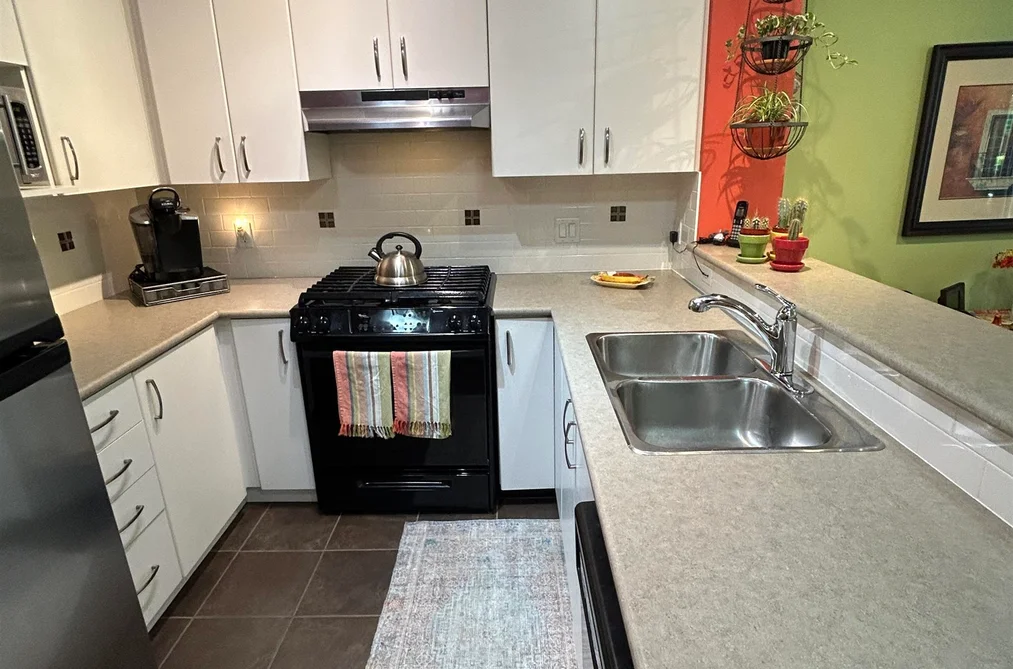 121 801 KLAHANIE DRIVE, Port Moody BC V3H 5K4, Port Moody BC — Residential for Sale - Photo 4