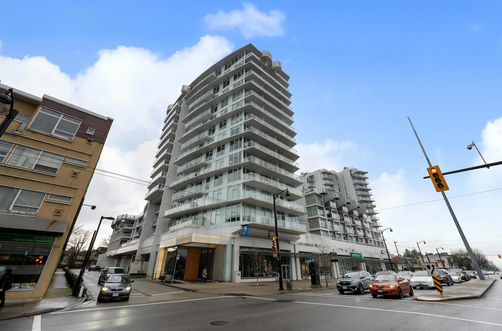Condo for sale at 1210 2220 Kingsway Vancouver British Columbia - MLS: R3110537