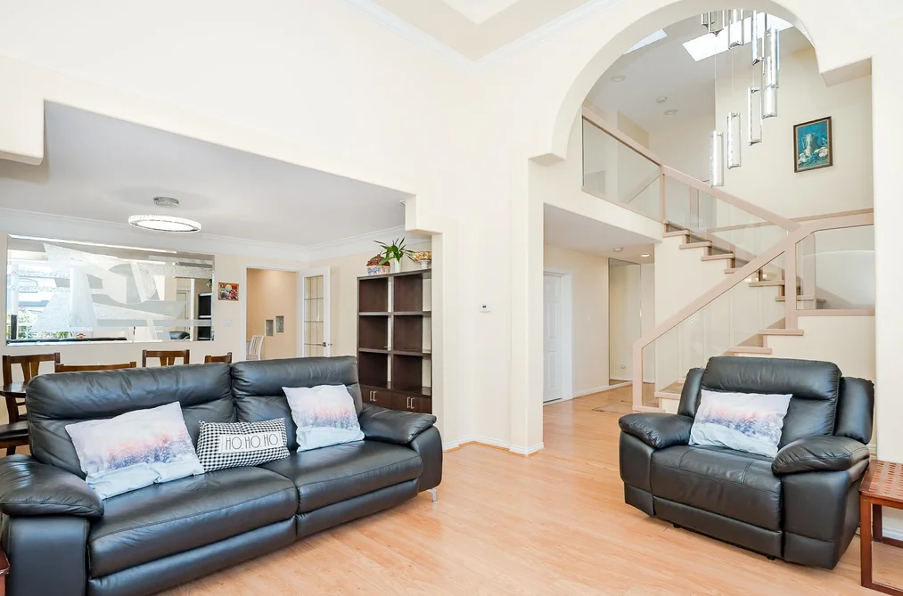 12100 CAMERON DRIVE, Richmond, BC — Residential for Sale — Photo 4 of 40