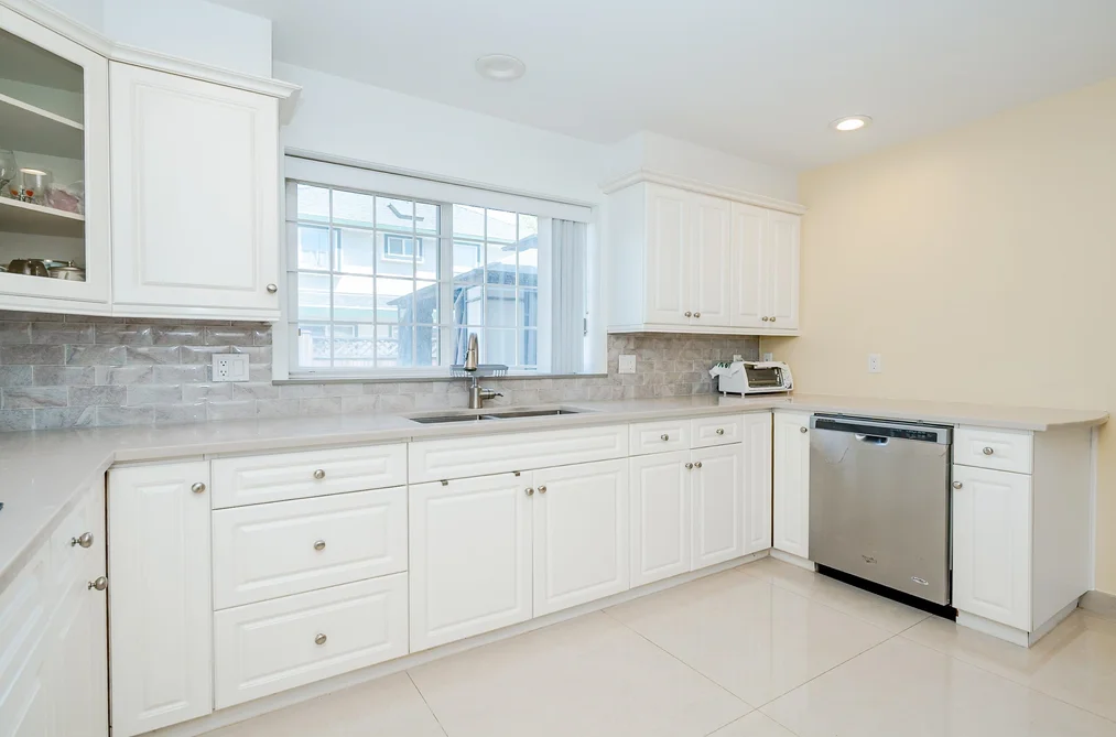 12100 CAMERON DRIVE, Richmond, BC — Residential for Sale — Photo 9 of 40